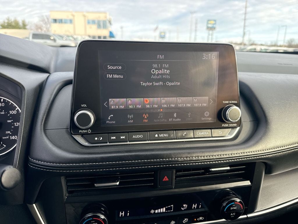 2025 Nissan Rogue SV FWD