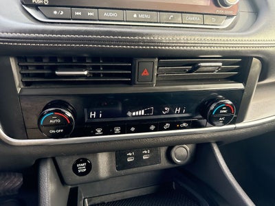 2025 Nissan Rogue SV FWD