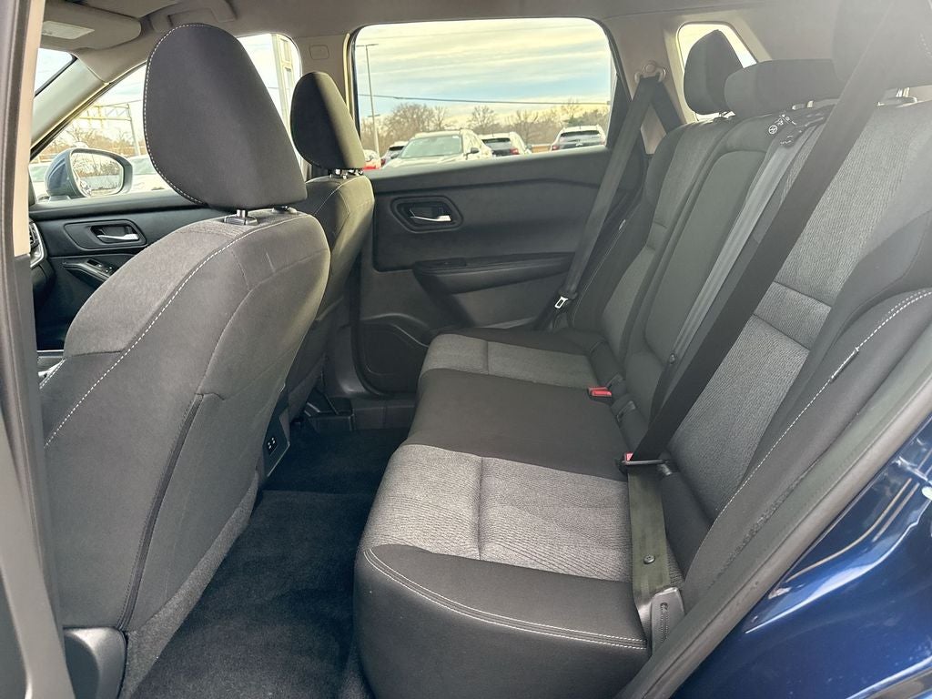 2025 Nissan Rogue SV FWD