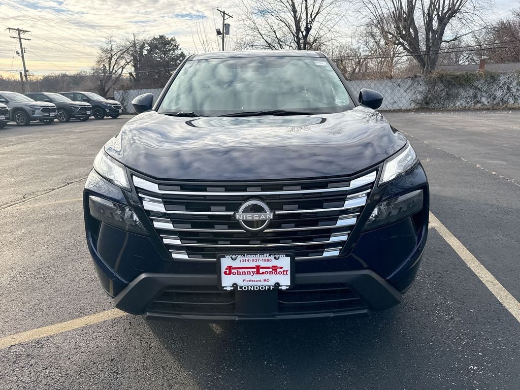 2025 Nissan Rogue SV FWD