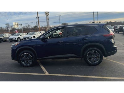 2025 Nissan Rogue SV FWD