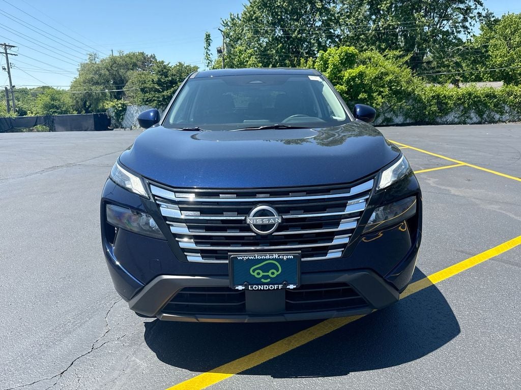 2025 Nissan Rogue SV FWD