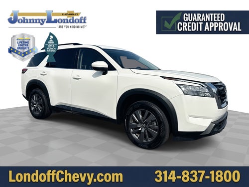 2024 Nissan Pathfinder SV