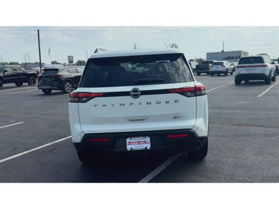 2024 Nissan Pathfinder SV