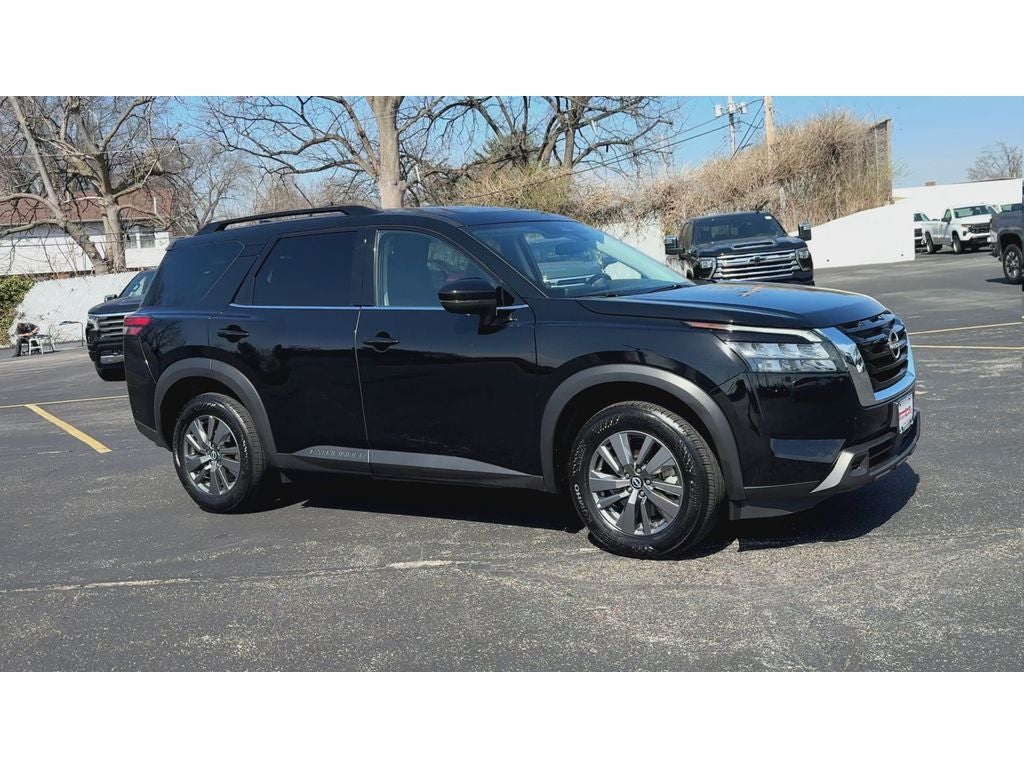 2025 Nissan Pathfinder SV 4WD