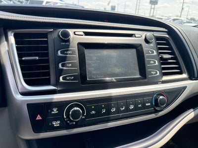 2019 Toyota Highlander LE