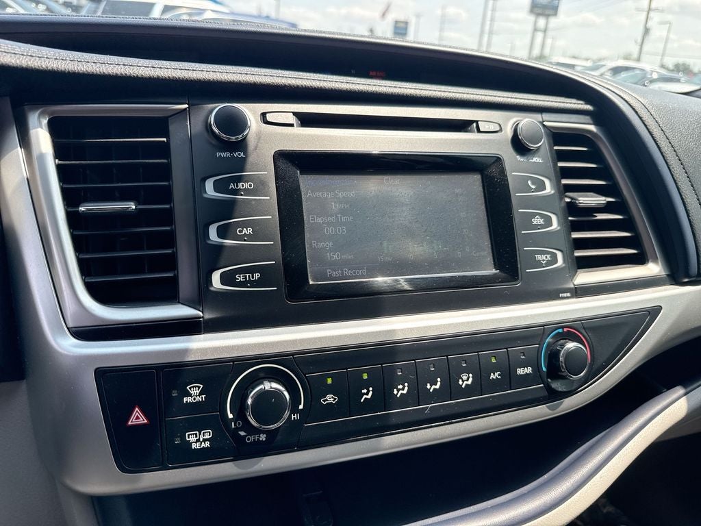 2019 Toyota Highlander LE