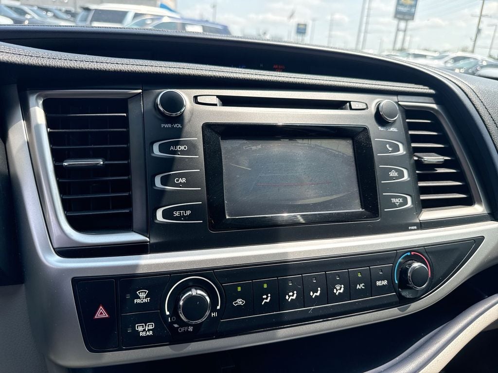 2019 Toyota Highlander LE