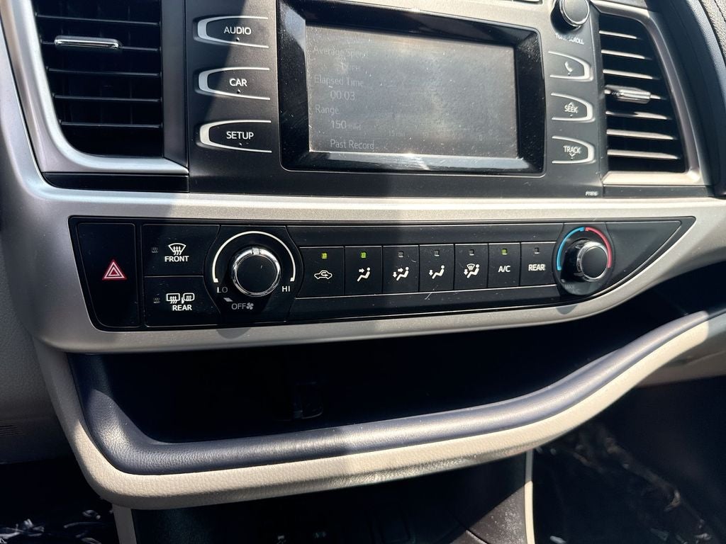 2019 Toyota Highlander LE