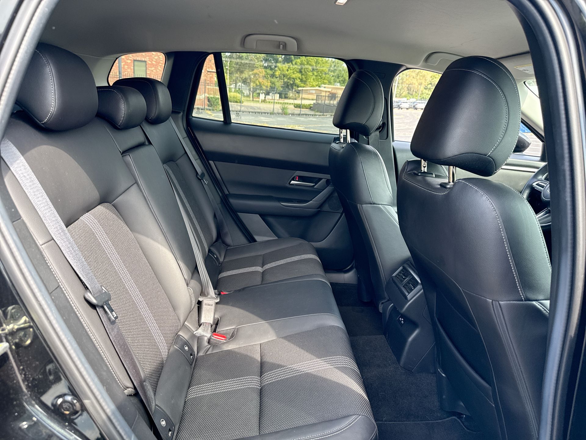 2025 Mazda Mazda CX-50 2.5 S Preferred Package