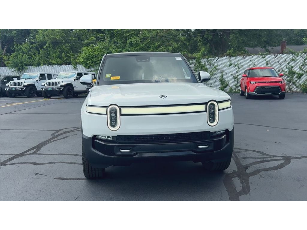 2022 Rivian R1S Adventure