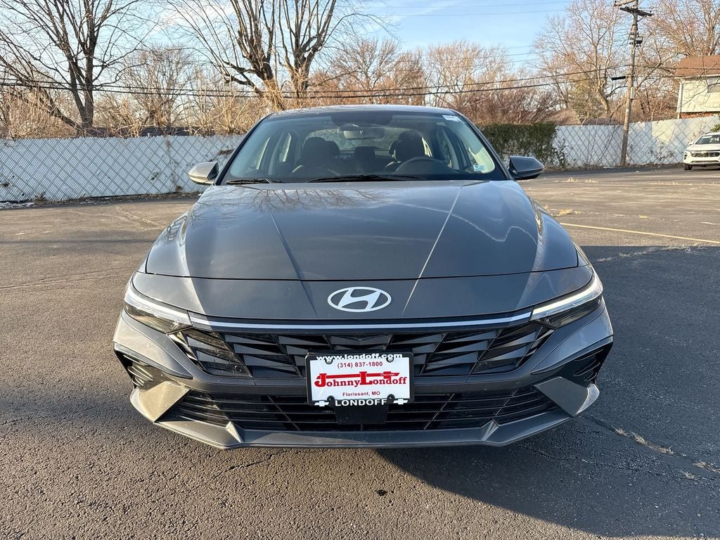 2025 Hyundai Elantra SEL Convenience
