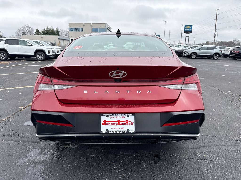 2025 Hyundai Elantra SEL Convenience