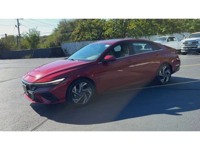 2025 Hyundai Elantra SEL Convenience