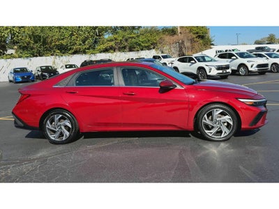 2025 Hyundai Elantra SEL Convenience
