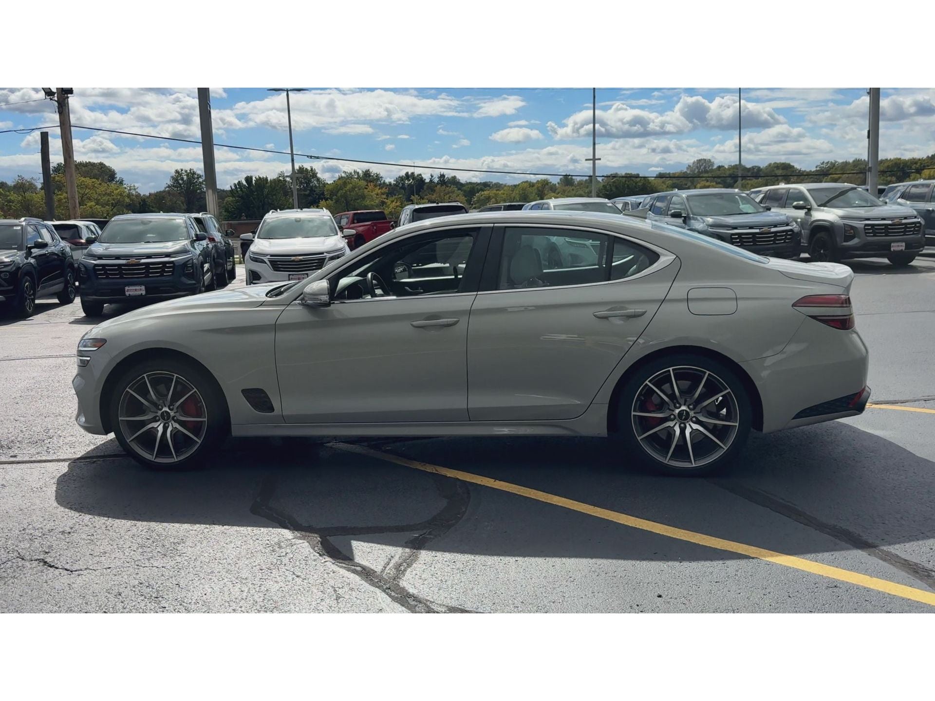 2025 Genesis G70 2.5T