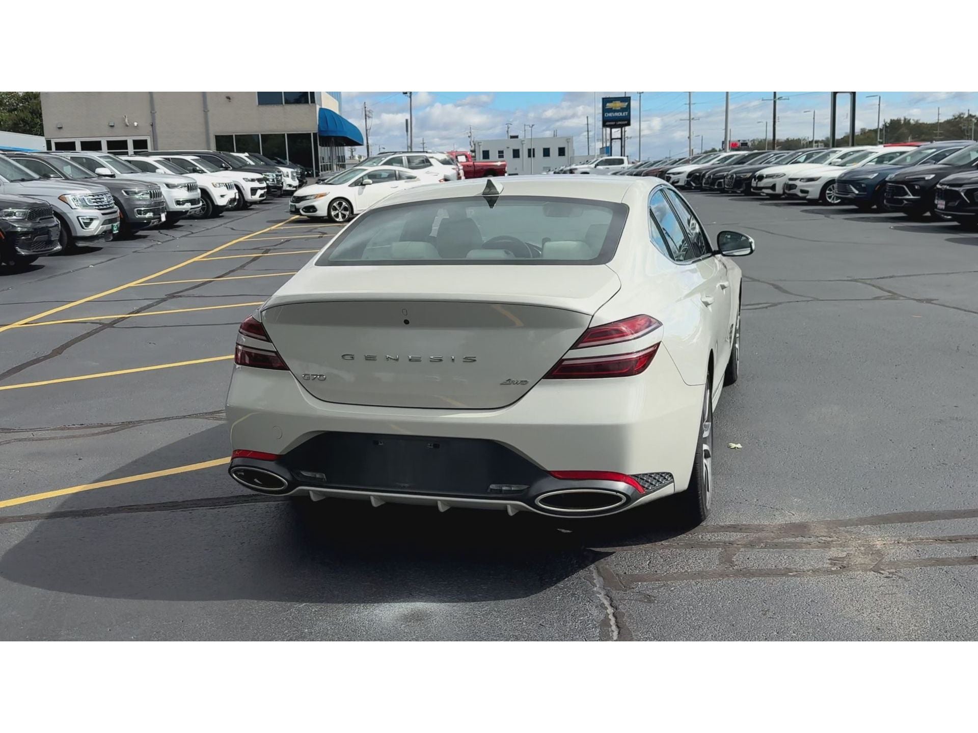 2025 Genesis G70 2.5T