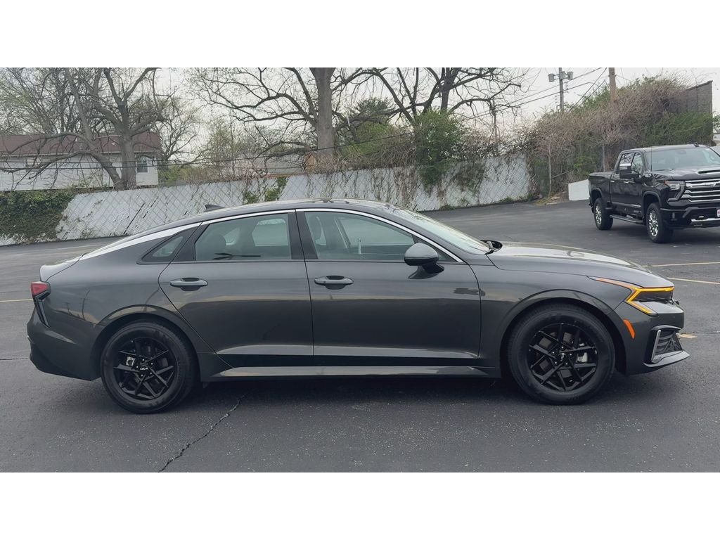 2025 Kia K5 LXS