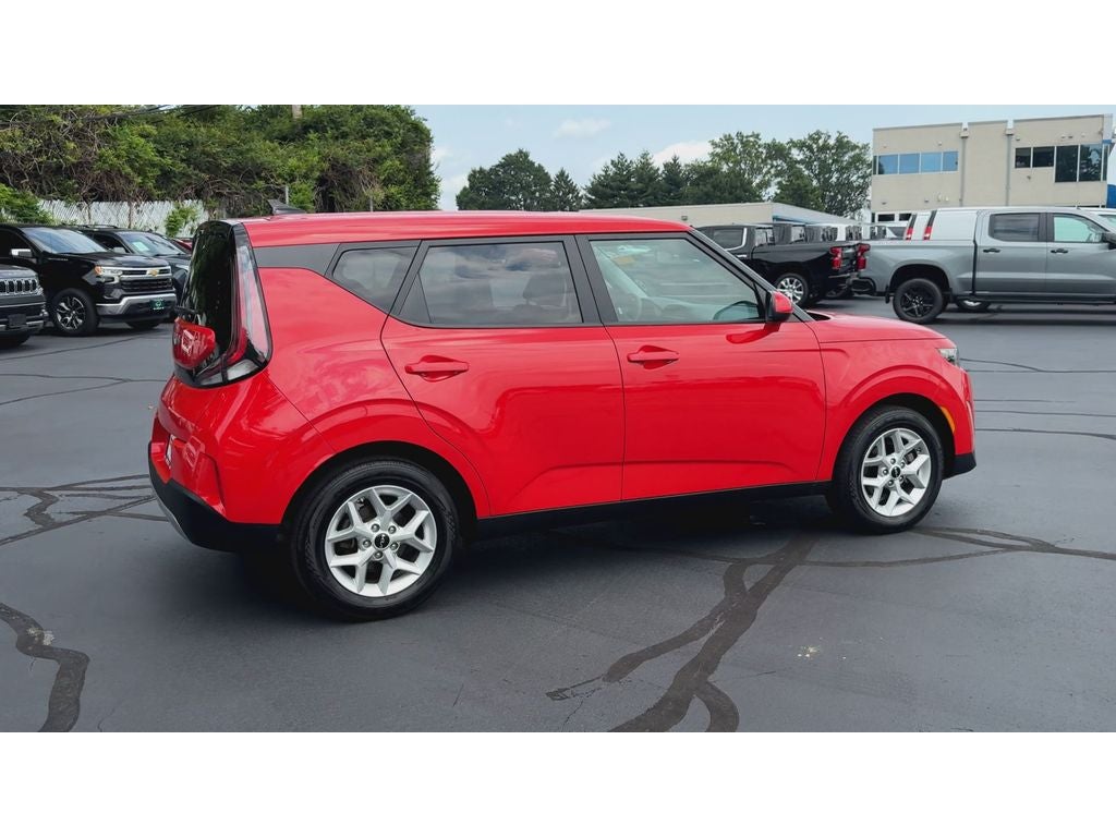 2025 Kia Soul LX