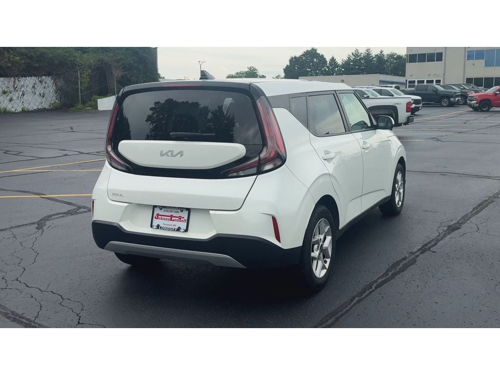 2025 Kia Soul LX