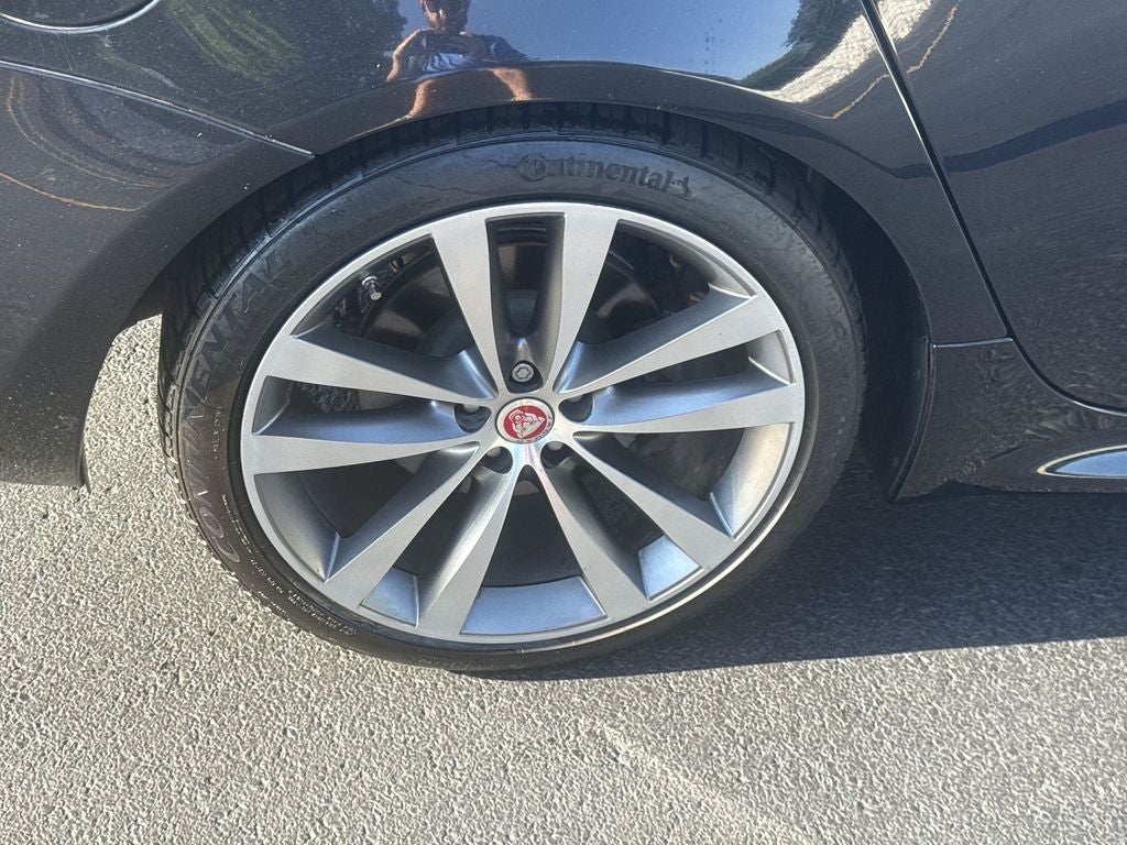 2018 Jaguar XJ R-Sport