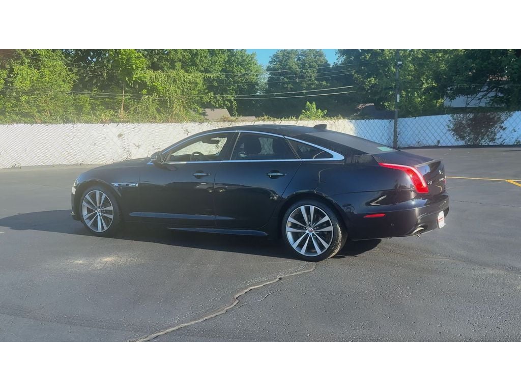 2018 Jaguar XJ R-Sport