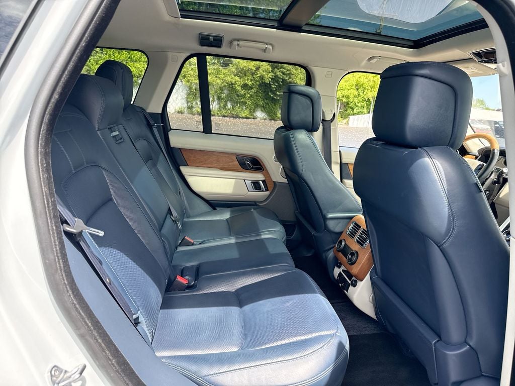 2020 Land Rover Range Rover P525 HSE