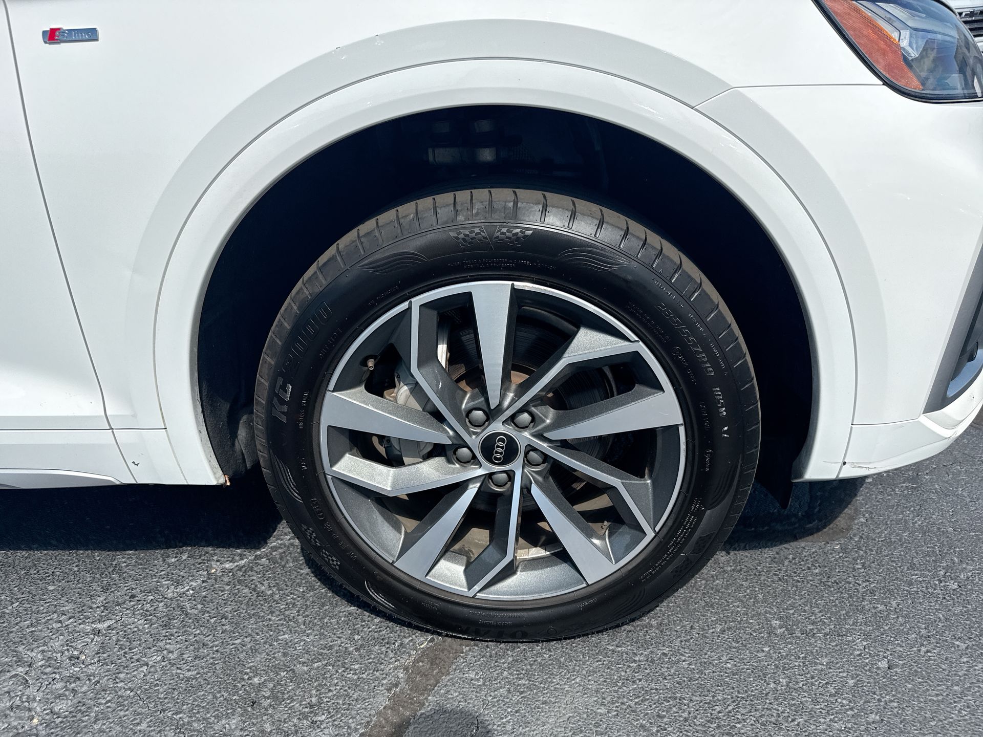2024 Audi Q5 S line Premium Plus