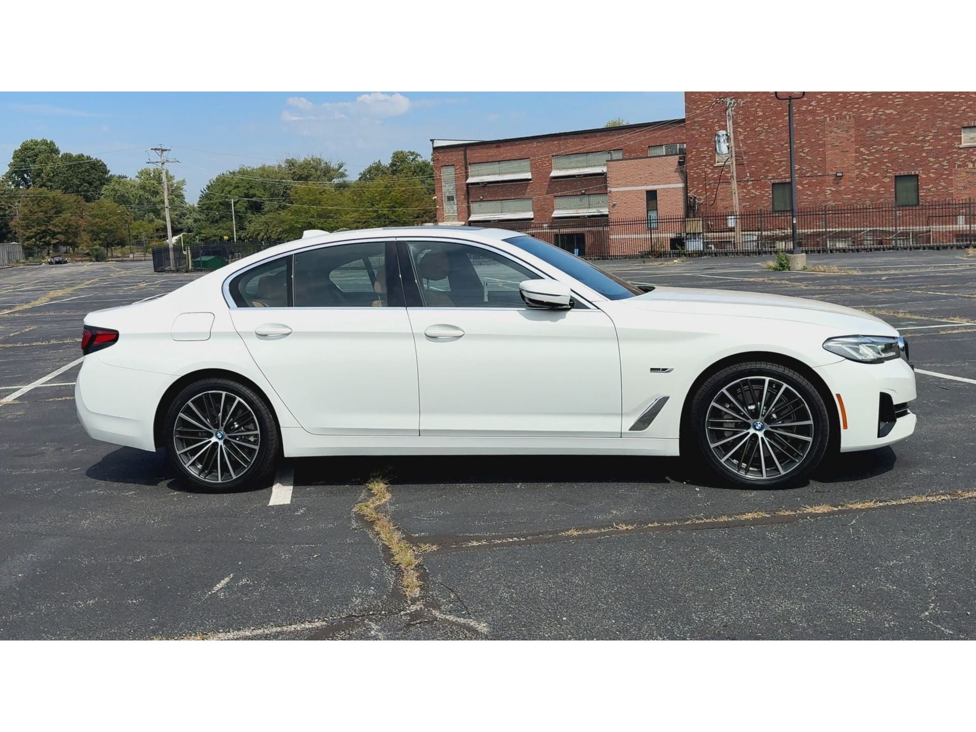 2023 BMW 5 Series 530e