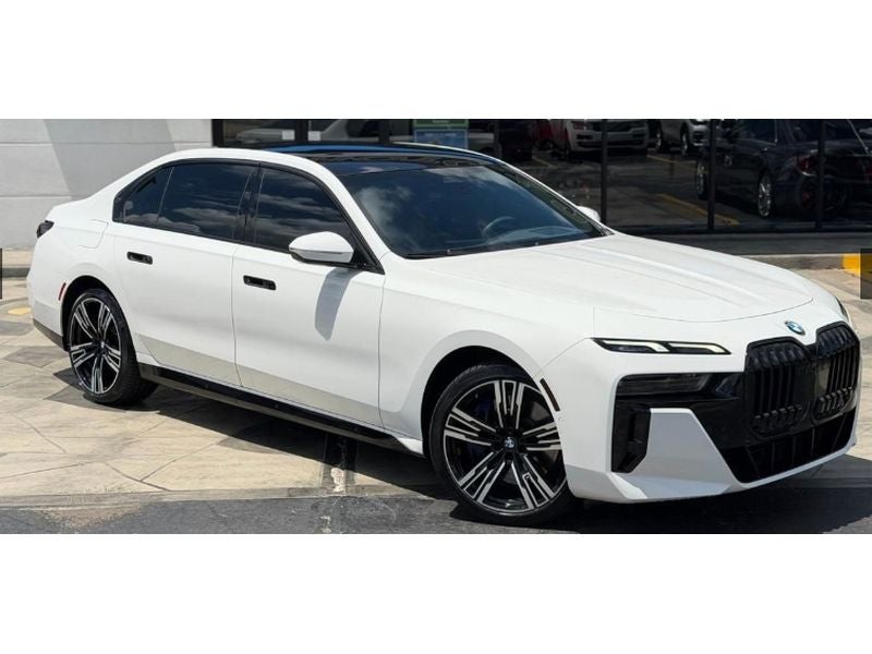 2023 BMW 740 i