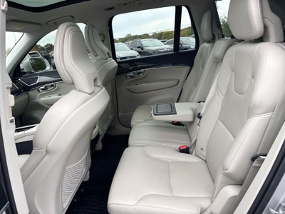 2019 Volvo XC90 Momentum
