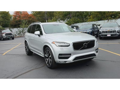 2019 Volvo XC90 Momentum