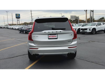 2019 Volvo XC90 Momentum