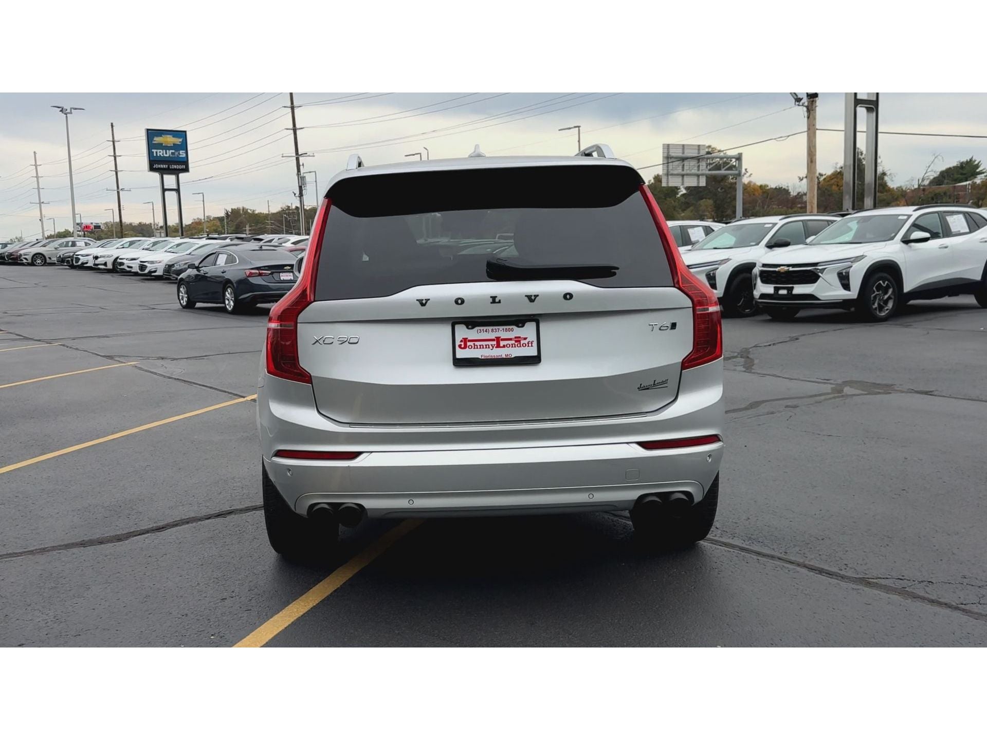 2019 Volvo XC90 Momentum