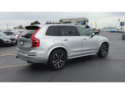 2019 Volvo XC90 Momentum